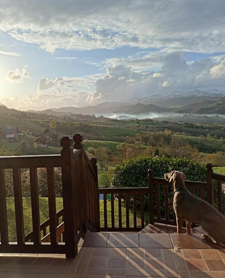 La Casa De Nuria Guest House Cangas de Onis Bagian luar foto