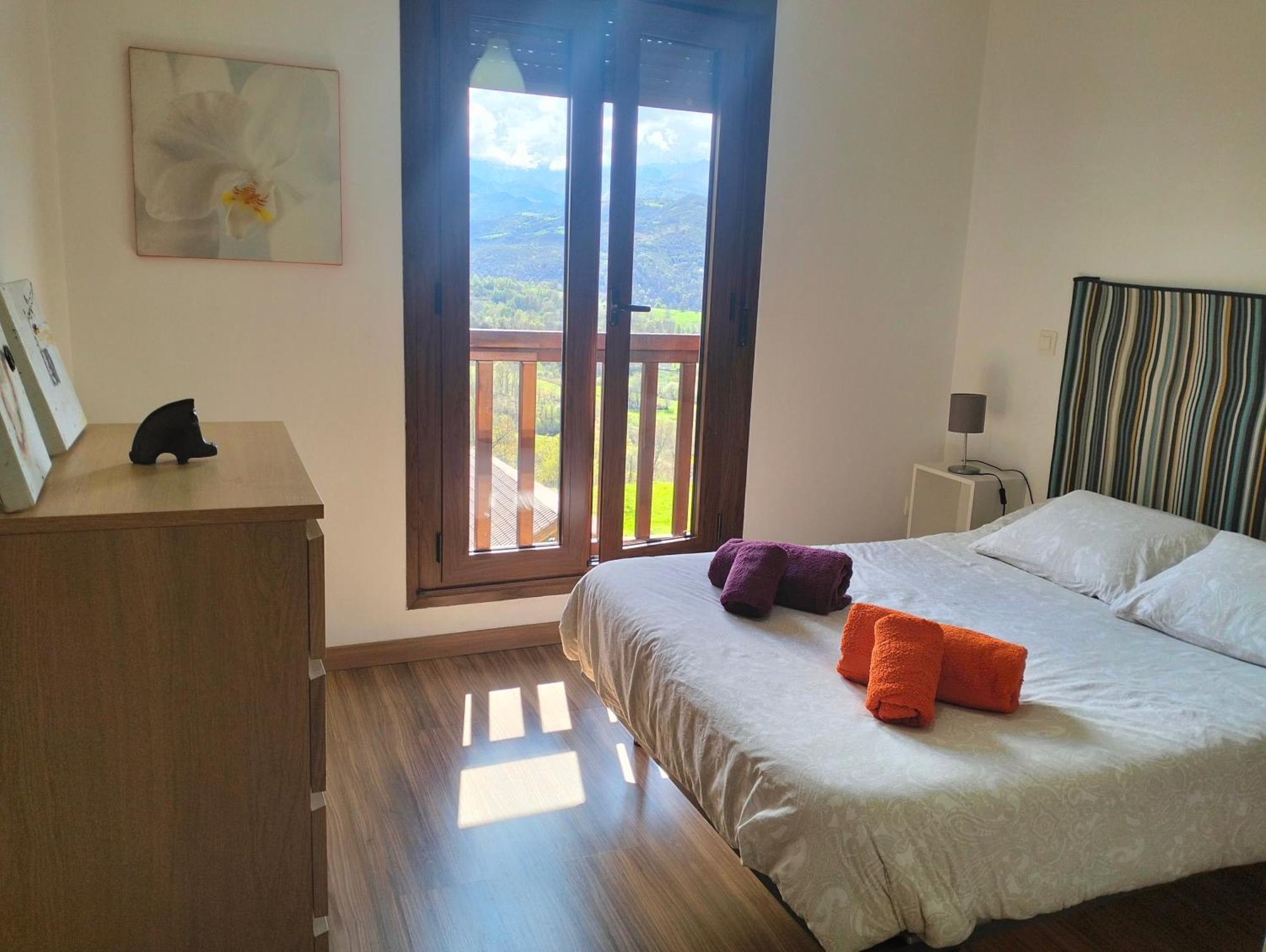La Casa De Nuria Guest House Cangas de Onis Bagian luar foto